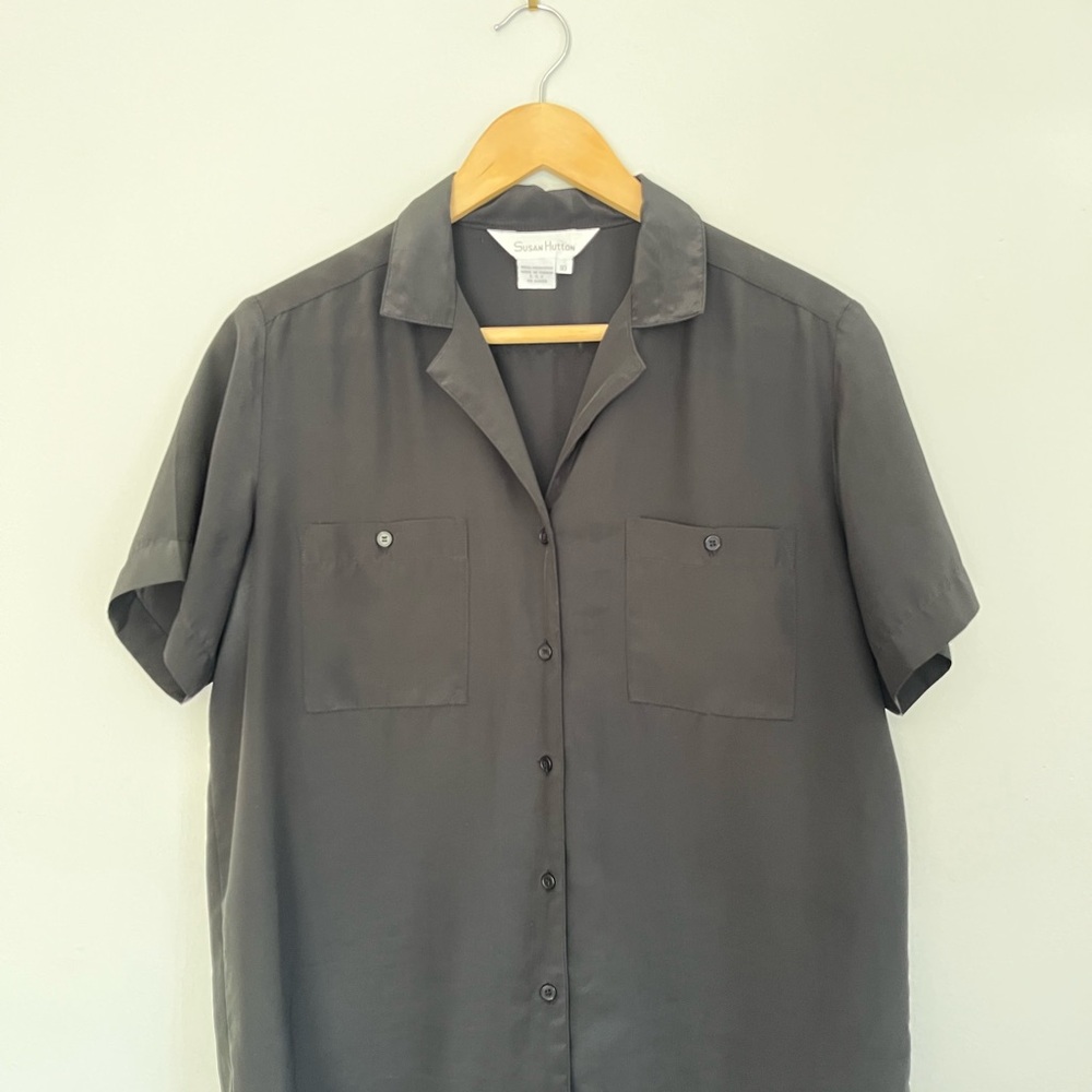 Women’s Vintage Black Short Sleeve Button-up Satin Shirt